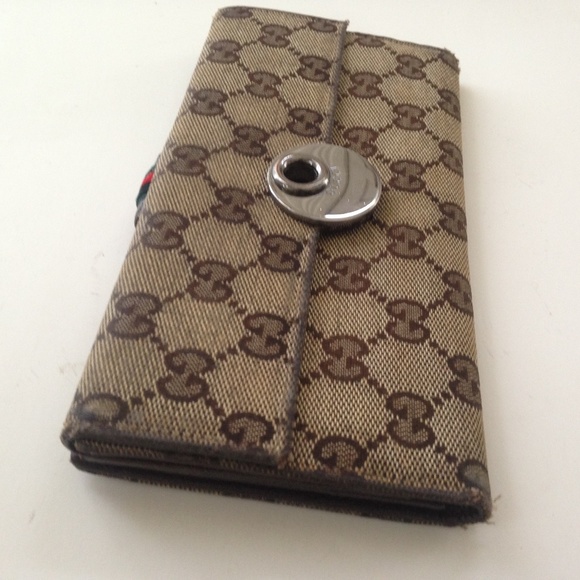 Authentic, Gucci Brown Canvas with Leather Trim, L - Picture 2 of 8